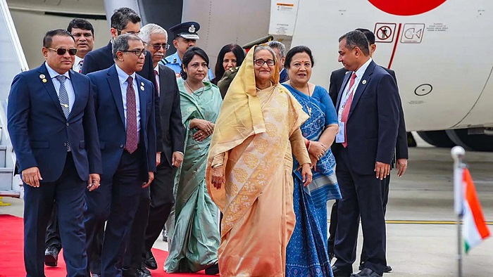 আমেরিকার গোয়েন্দা প্রধান ও হাসিনার বৈঠক, যা জানা গেল
